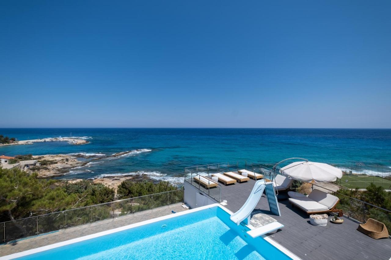 Icarus Luxury Beachfront Villa Gialiskari  Exterior photo