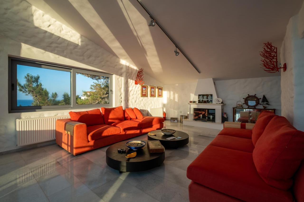 Icarus Luxury Beachfront Villa Gialiskari  Exterior photo